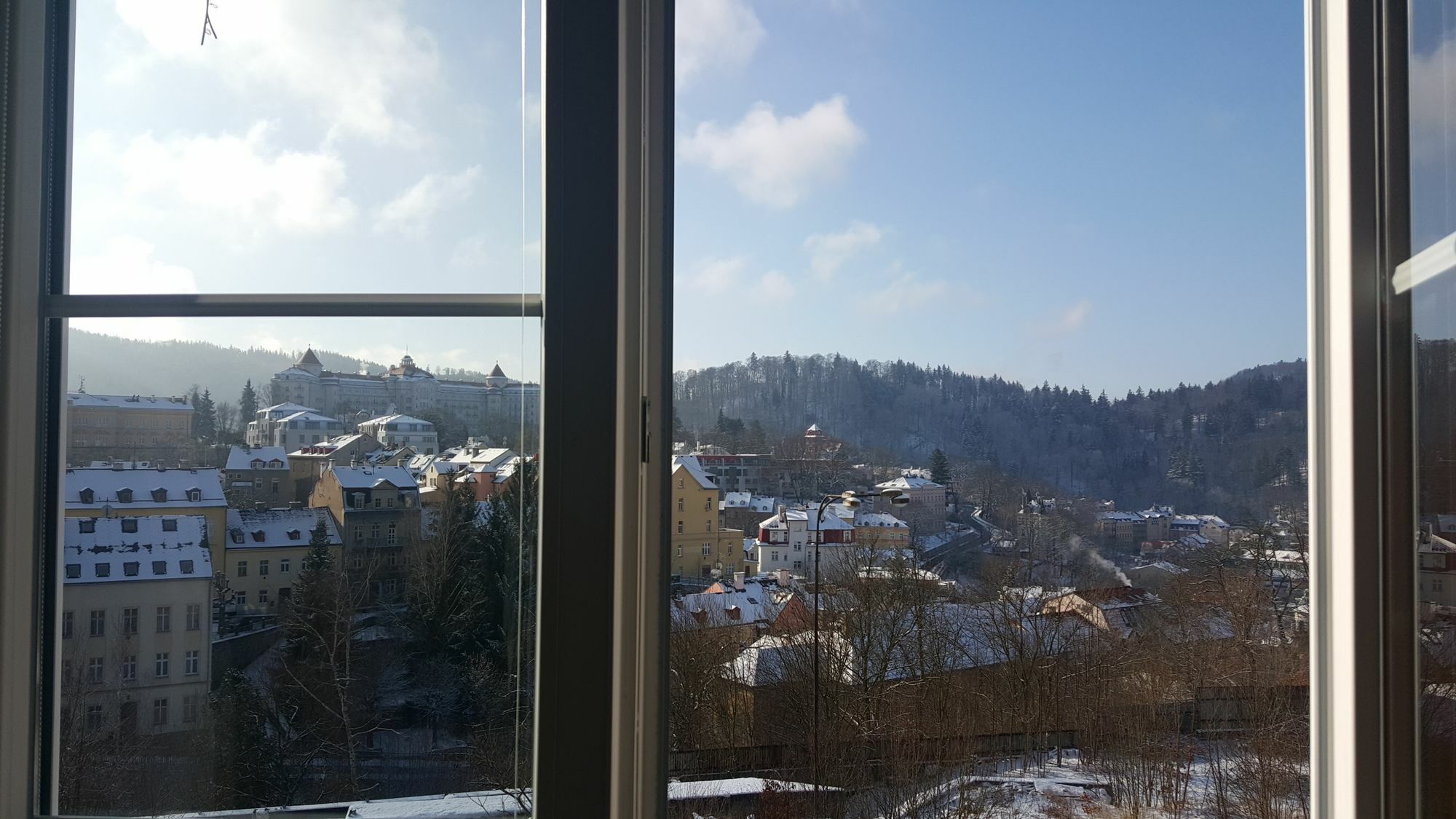App Karlovy Vary Exterior foto
